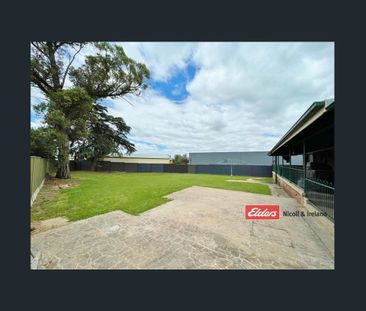 CONVENIENT LOCATION! - Photo 5