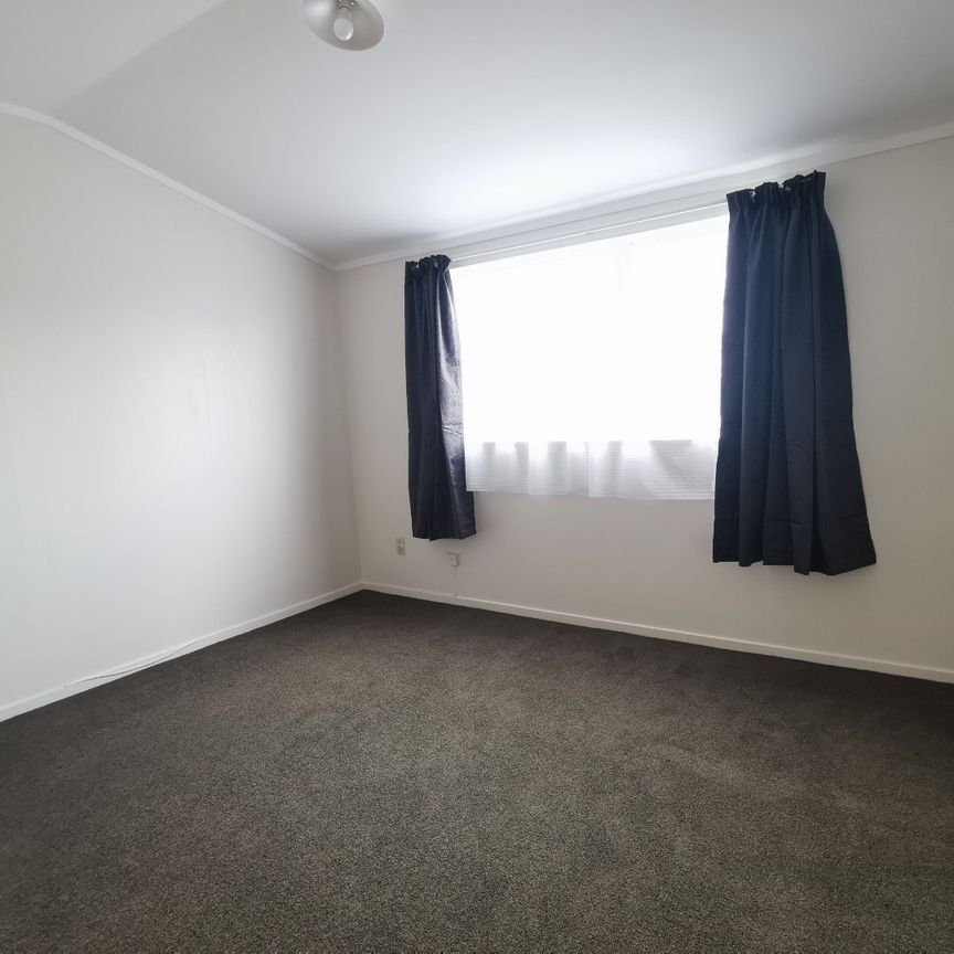 Home In Waterloo - Photo 1