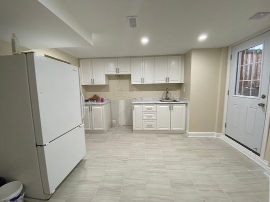 For Lease - 1664 Norris Circle Unit# Lower, Milton, Ontario - Photo 1