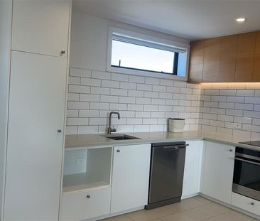 Elevation, Location, Sophistication - Mt Eden - Photo 5