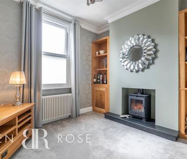 2 bedroom terraced house to rent - Photo 1