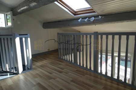 Location Appartement 3 pièces 47m² NIMES 30900 - Photo 2