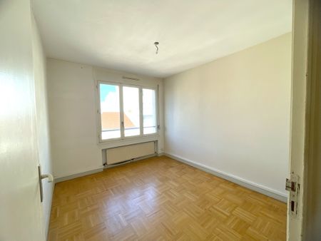 T3 BALCON PARKING - TOUTES CHARGES COMPRISES - Photo 3