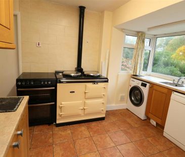 3 bedroom semi-detached house to rent - Photo 5