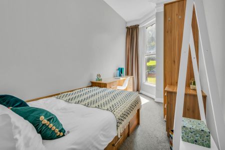 207 HYDE PARK ROAD Leeds - LS6 1AH - Photo 4