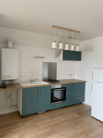 Location Appartement 1 pièce 44m² BOURGES 18000 - Photo 3