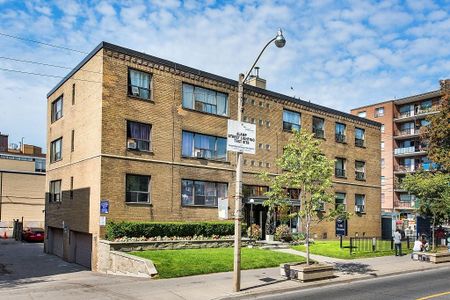 The Kingsview - Photo 2