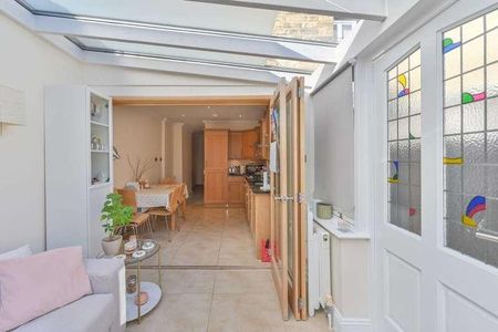 Nutbrook Street, Peckham Rye, SE15 - Photo 2