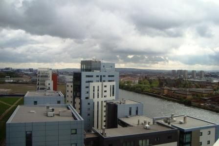 Meadowside Quay Square, Glasgow, G11 6BS - Photo 2