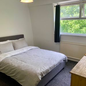 6 Perry Hill, Chelmsford, CM1 7RD – Top Back Double Room - Photo 2