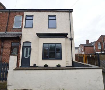 3 bedroom terraced house to rent - Photo 3