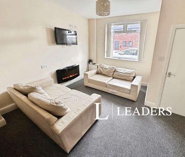 London Road; Trent Vale;, ST4 - Photo 2