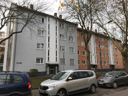 Wohnung mit Balkon in ruhigem Mehrfamilienhaus - Foto 2