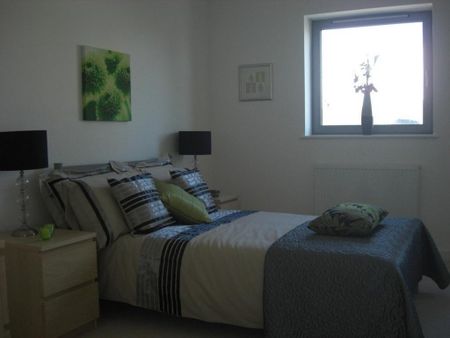 2 bedroom apartment to rent - Photo 3