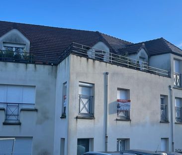 Location Appartement 1 pièce 43m² - Photo 3