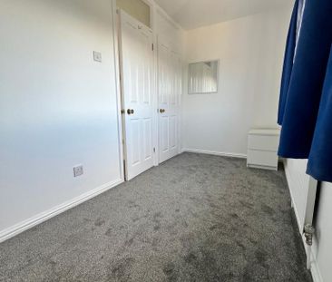 2 bedroom semi-detached house to rent - Photo 3