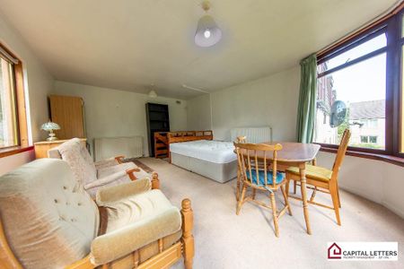 3 bedroom flat to rent - Photo 5