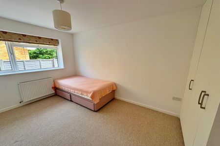 3 bedroom bungalow to rent - Photo 5