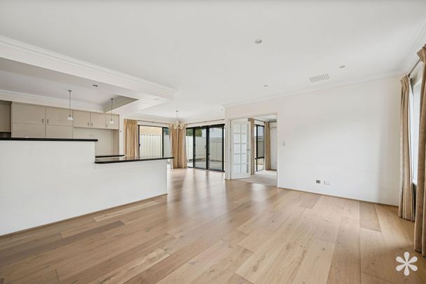 90 Tribute Street East - Photo 1