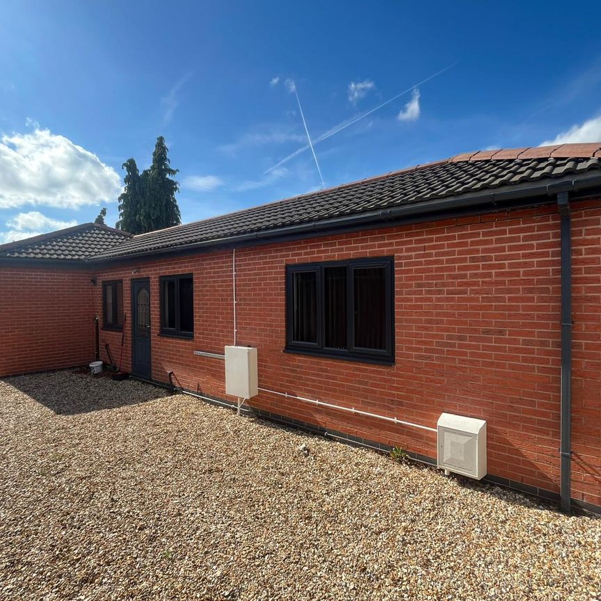 Clinton Street, Worksop - Photo 1