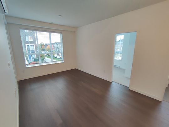 Brand New Spacious Three Bedroom in Fleetwood Village - Photo 1