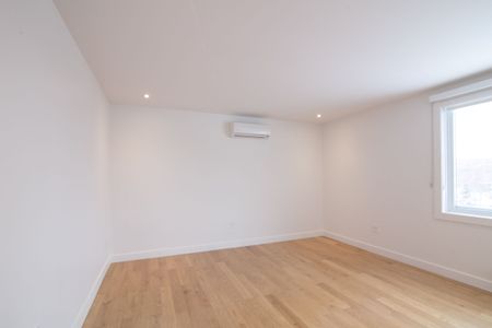 3014 Avenue Van Horne - Photo 2