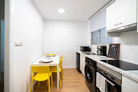 Carrer de Sant Vicent Màrtir, Valencia, Valencian Community 46007 - Photo 5