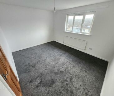 10 Jamaica Way, Ardoyne, North Belfast, BT14 7QX - Photo 2