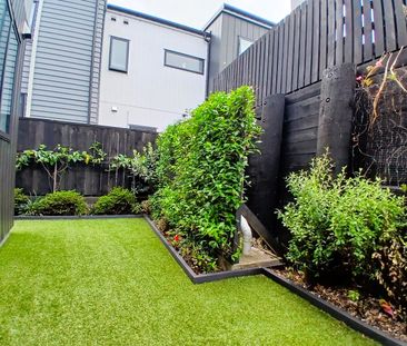 Modern Three bedroom Northcote home! - Photo 4