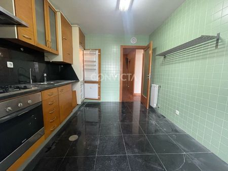 Apartamento T1+1 em Porto - Photo 2