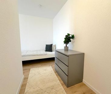 Neuerstbezug! 5er-WG mit modernen Zimmern nähe Flughafen – Südring ... - Foto 1