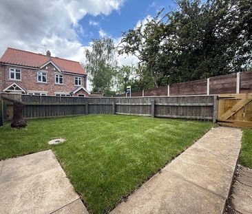 3 bedroom semi-detached house to rent - Photo 2