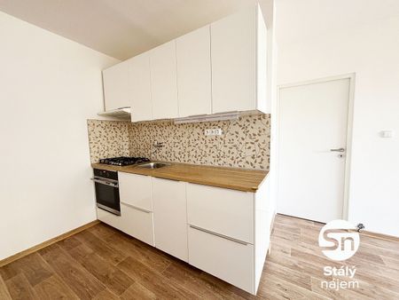 Pronájem bytu 2+kk 40 m² - Photo 2