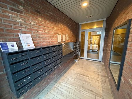 Genk-centrum, Dieplaan 29 bus 28 - Gezellig appartement met 1 slaapkamer (47 m2) en kelderberging. - Foto 5