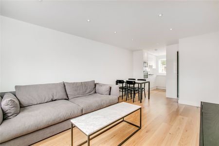 Maynard Close, SW6, London - Photo 2