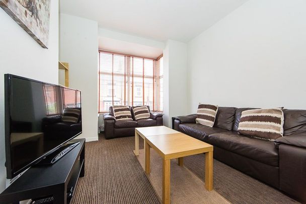 Beechwood Terrace, Burley, Leeds - Photo 1