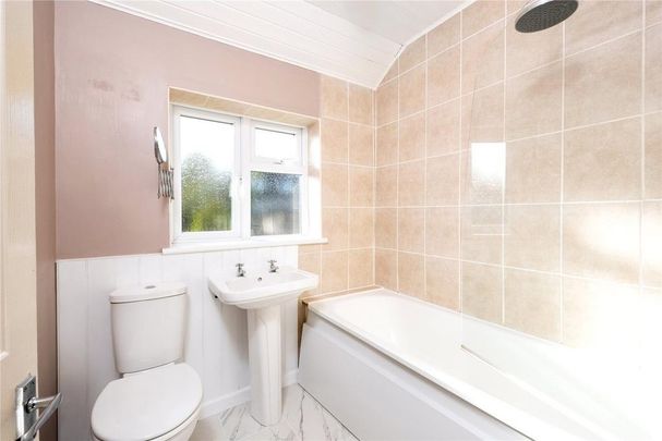2 bedroom terraced house to rent - Photo 1