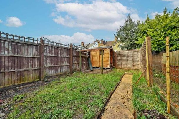 Acme Road Wd, Watford, WD24 - Photo 1