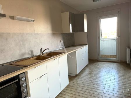 Location Appartement 1 pièce 45m² - Photo 4