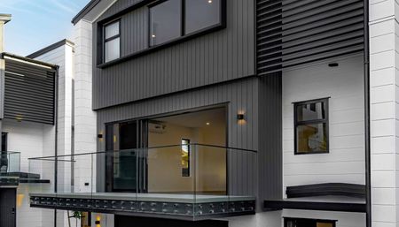 BRAND-NEW EXECUTIVE TOWNHOUSE FOR RENT - Photo 3