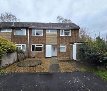 4 bedroom end of terrace house to rent - Photo 4