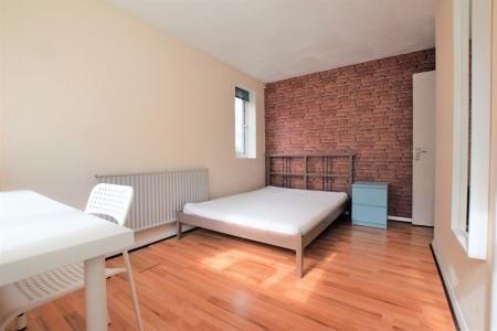 8 Payton Mews - 4 Bedroom Student Home - CCCU - Photo 1