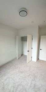 Beautiful 2 Bedroom, 2 Bathroom Apartment for Rent at King + Crescent - Photo 4