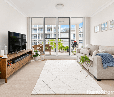 Stunning Naturally Lit Prestigious 1 Bedroom Apartment With Resort ... - Photo 1