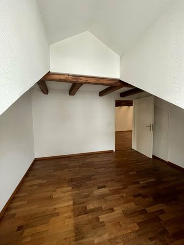 1 Monat Gratis - Charmante 4-Zimmer-Dachwohnung - Photo 2