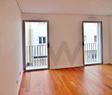 2 room luxury Flat for rent in Lisbon - Photo 2