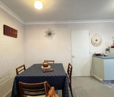 2 Bedroom Home available in Central Location - Photo 5