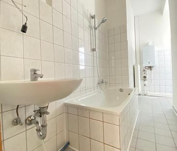 ***ERSTBEZUG NACH SANIERUNG – FAMILIEN AUFGEPASST*** Sehr helle 3-Z... - Photo 5