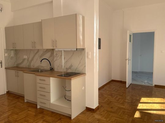 Studio / γκαρσονιέρα 45 τ.μ. προς ενοικίαση - Photo 1