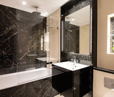 Edgware Road, London - Photo 1